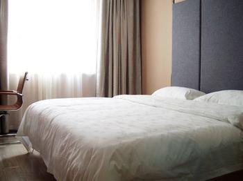 Xingbo Express Hotel Guilin Car Station Branch Екстер'єр фото