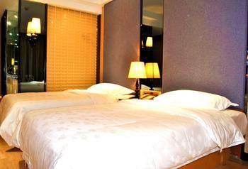 Xingbo Express Hotel Guilin Car Station Branch Екстер'єр фото